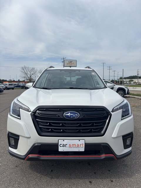 Used 2023 Subaru Forester Sport image 2