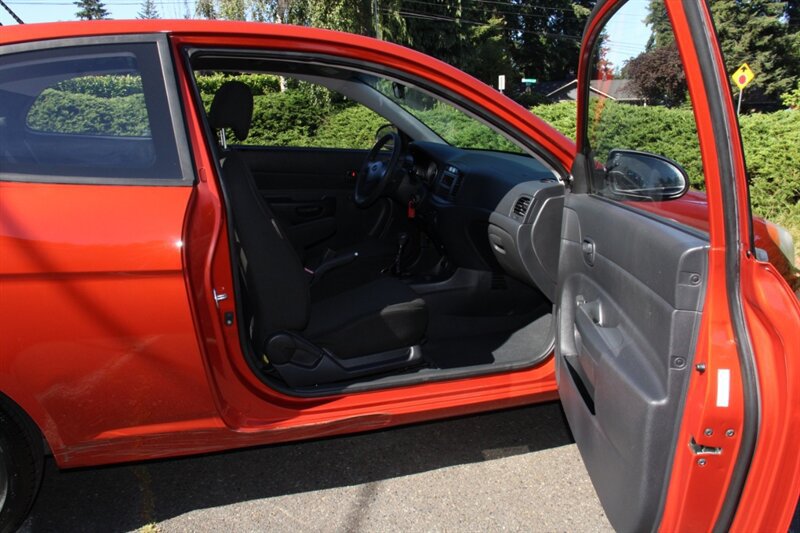 Used 2008 Hyundai Accent GS FWD image 13
