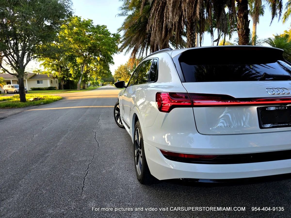 Used 2021 Audi e-tron Premium w/ Convenience Plus Package image 72