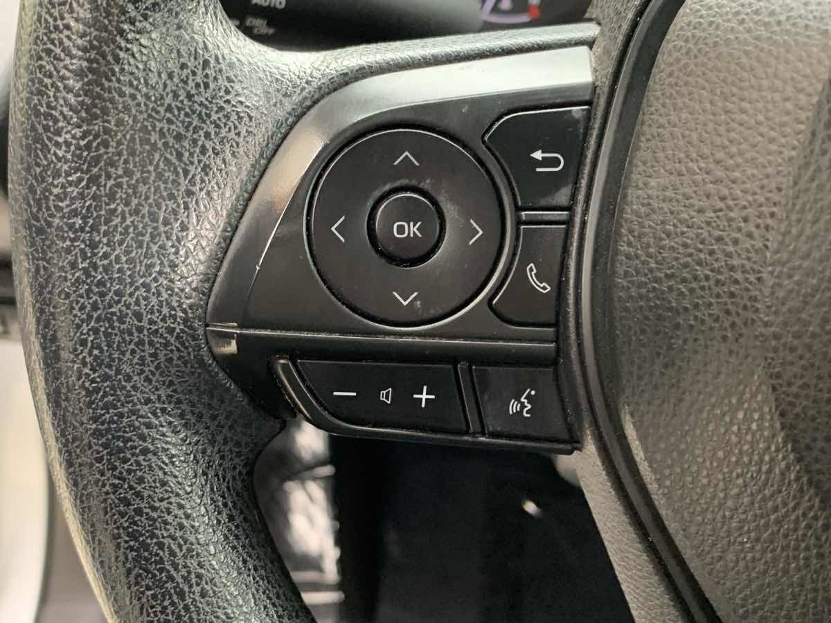 Used 2021 Toyota Corolla LE image 14