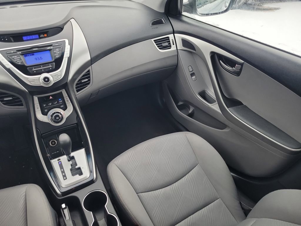 Used 2012 Hyundai Elantra GLS image 14