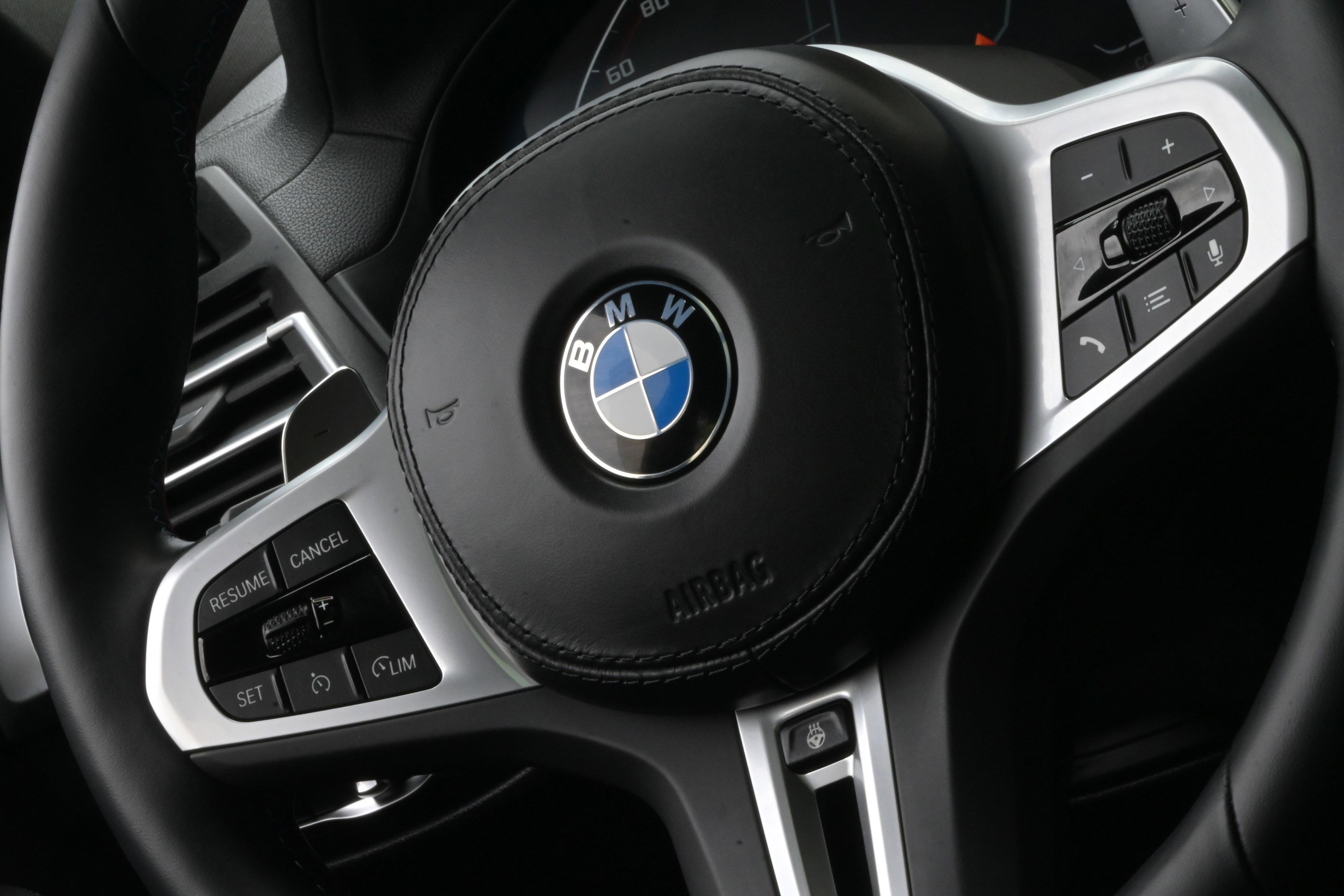 Certified 2024 BMW X4 M40i w/ Premium Package image 28