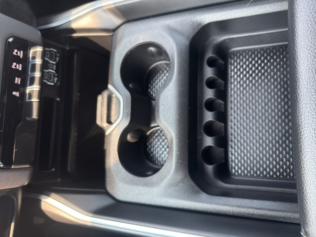 Used 2022 RAM 1500 Big Horn AWD/4WD image 23