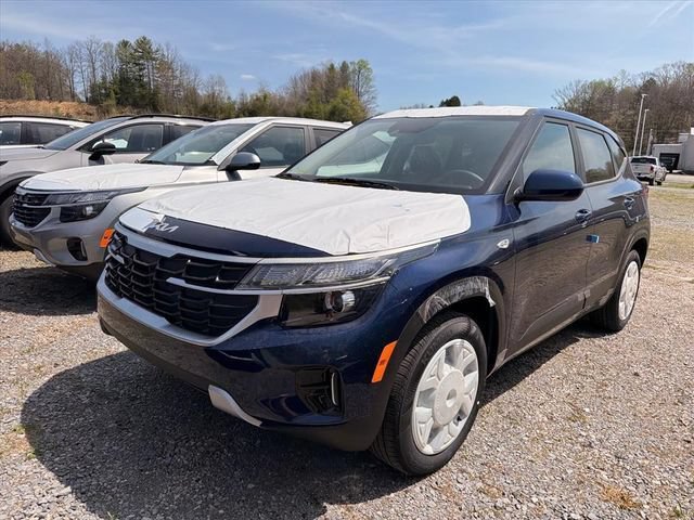 New 2026 Kia Seltos LX FWD image 26