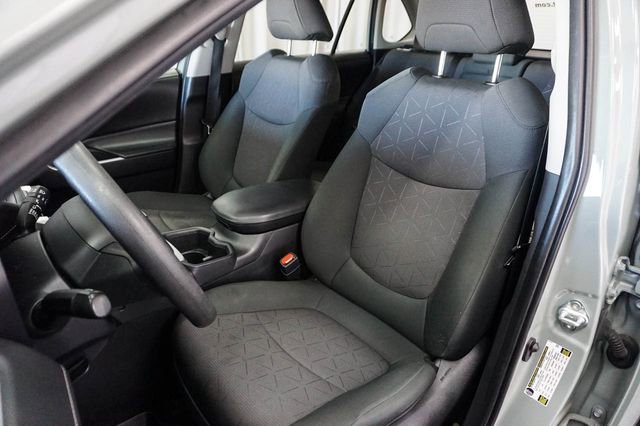 Used 2023 Toyota RAV4 XLE image 8