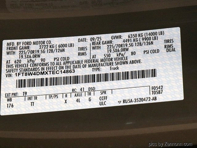 New 2026 Ford F450 Platinum w/ Platinum Plus Package image 34