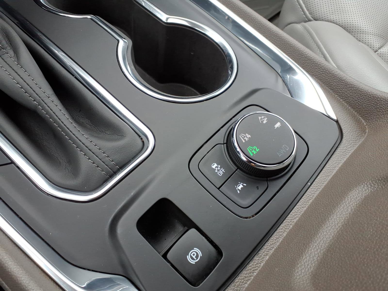 Used 2018 Chevrolet Traverse Premier image 24