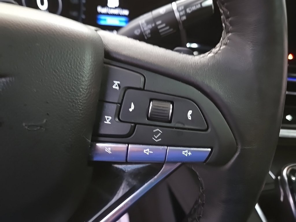 Certified 2024 Cadillac Escalade Sport w/ LPO, ONYX Package AWD/4WD image 27