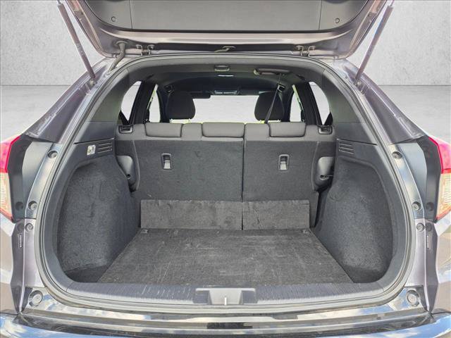 Used 2019 Honda HR-V Sport image 6