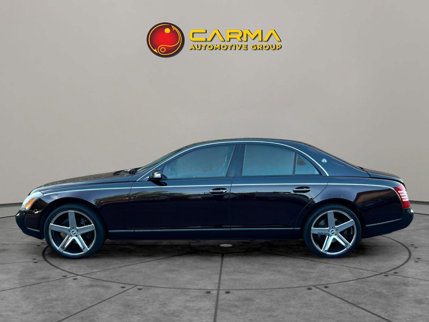 Used 2004 Maybach 57 image 2