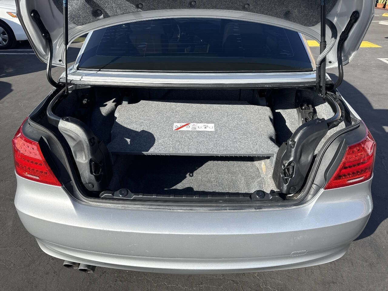 Used 2011 BMW 328i Convertible RWD image 32