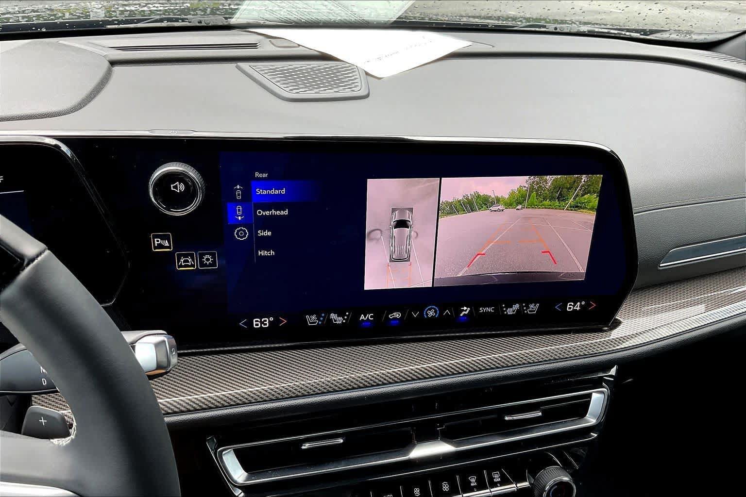Used 2025 Chevrolet Traverse High Country w/ LPO, Floor Liner Package FWD image 53