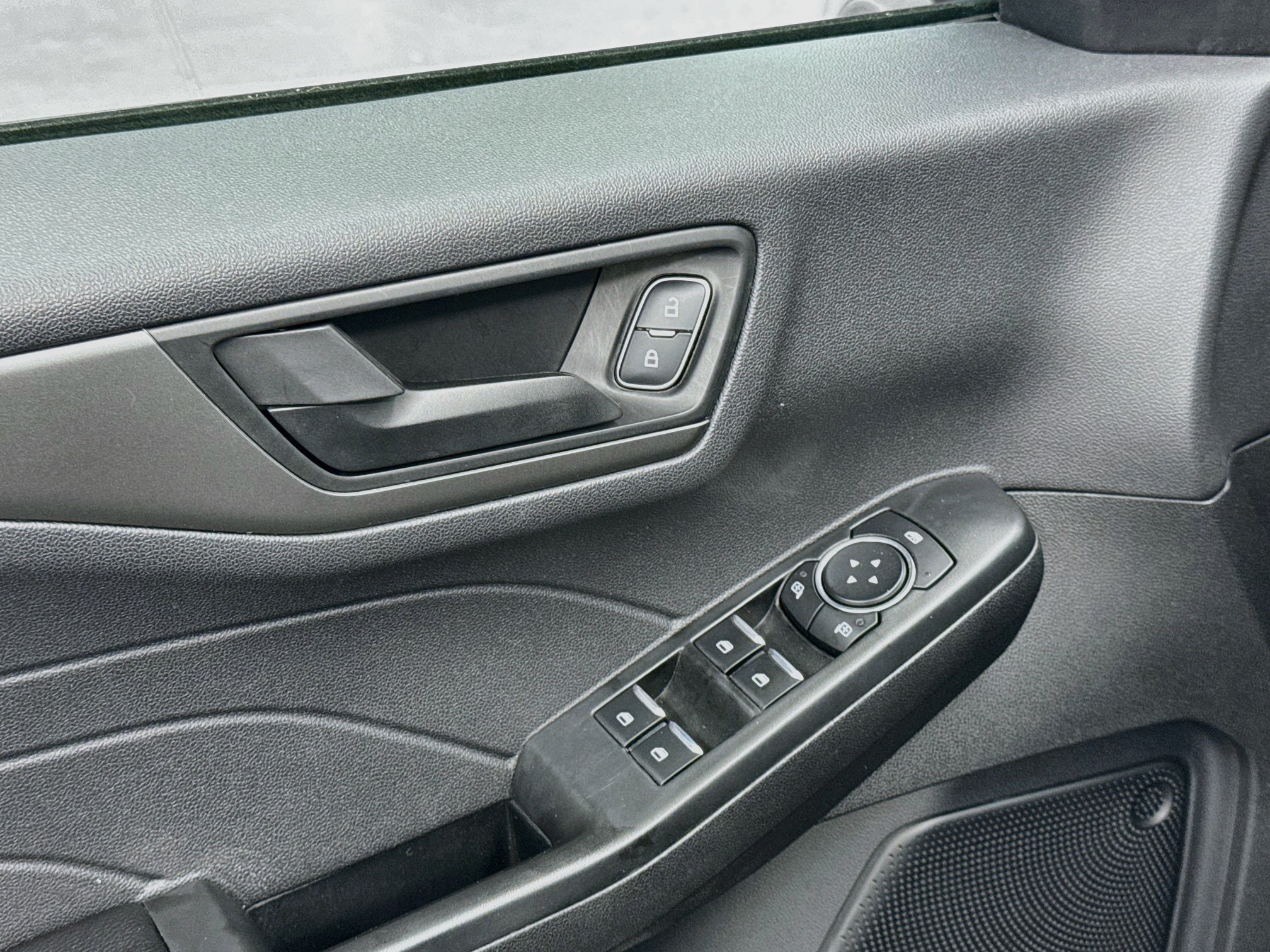 Used 2025 Ford Escape Active FWD image 15