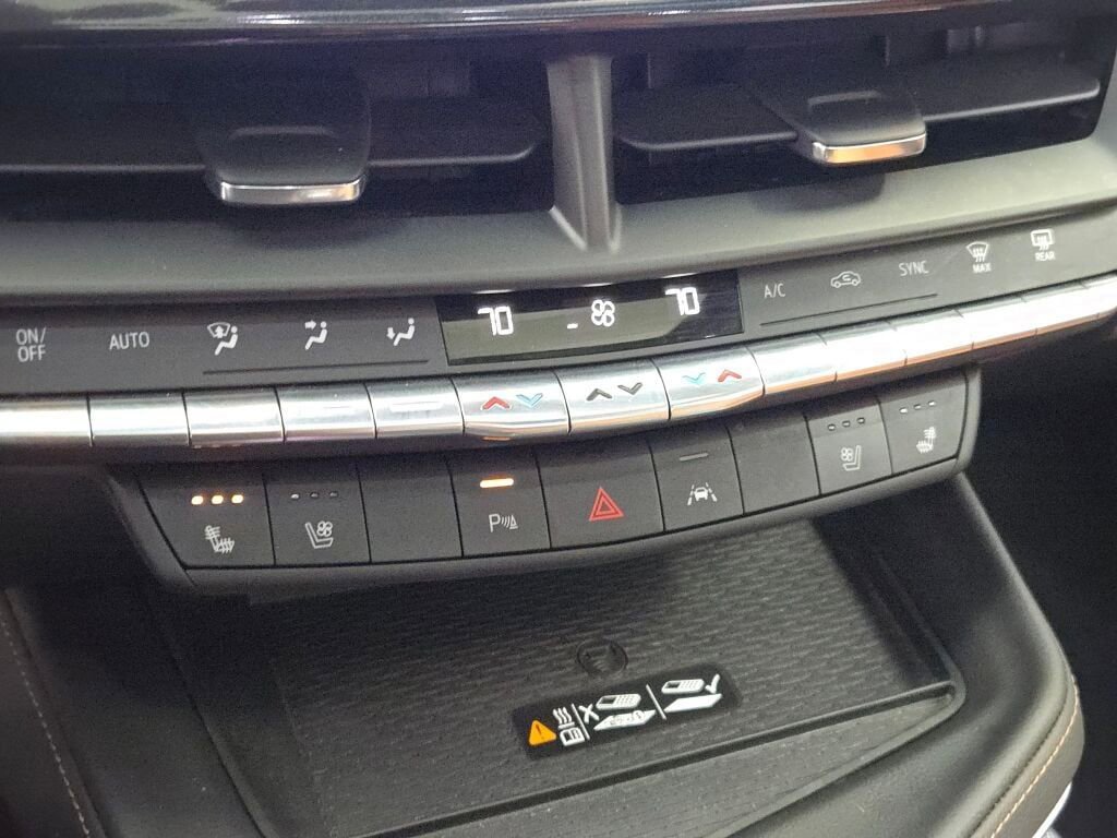 Used 2023 Cadillac CT4 Premium Luxury image 30