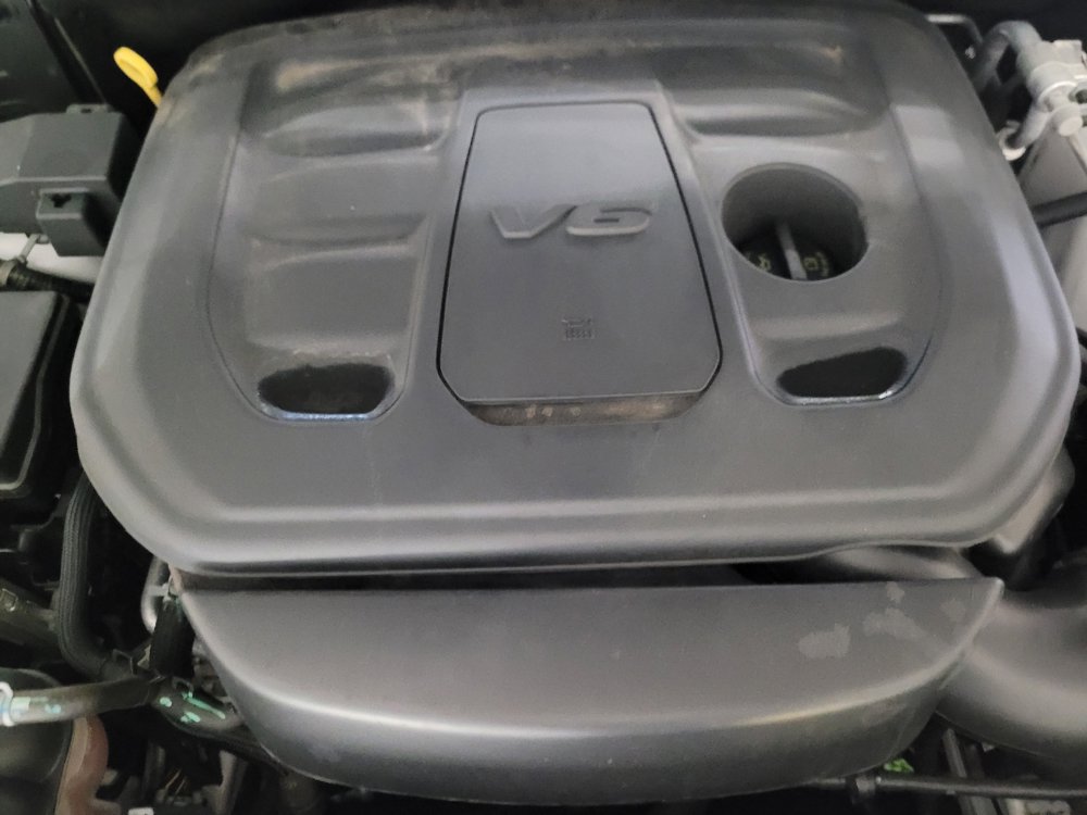Used 2021 Jeep Grand Cherokee Overland AWD/4WD image 30