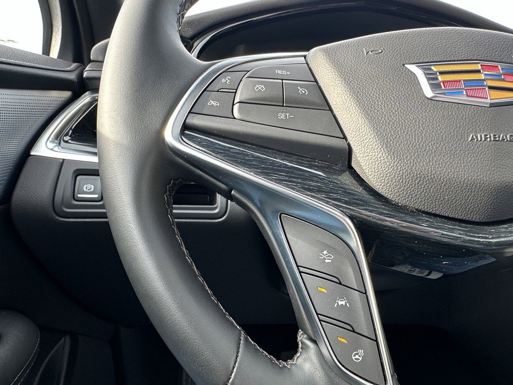 Certified 2025 Cadillac XT5 Premium Luxury image 24