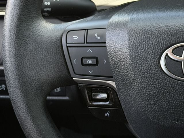 Used 2025 Toyota Camry LE FWD image 13