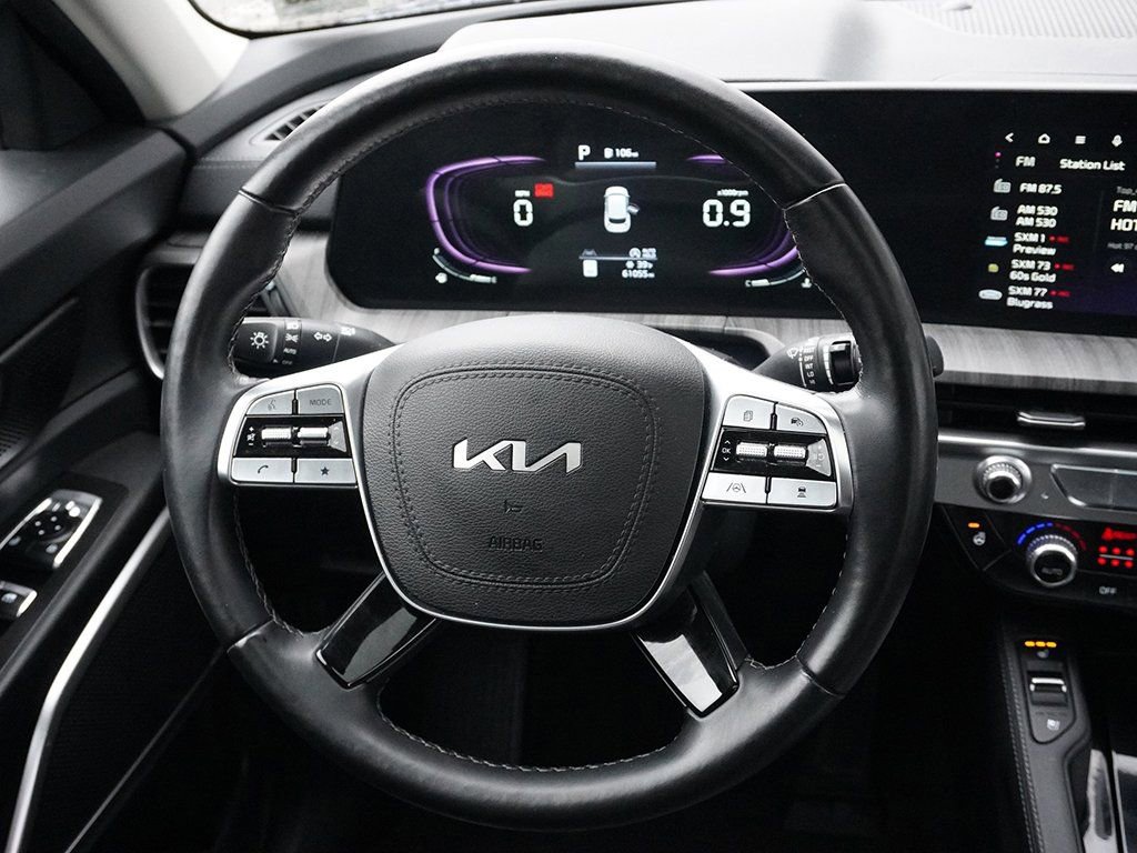 Used 2023 Kia Telluride EX image 45