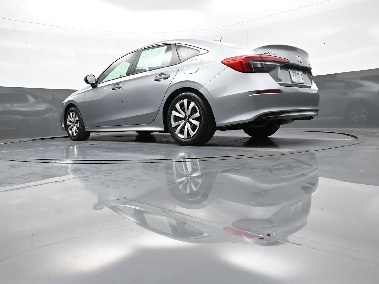 Used 2024 Honda Civic LX image 31