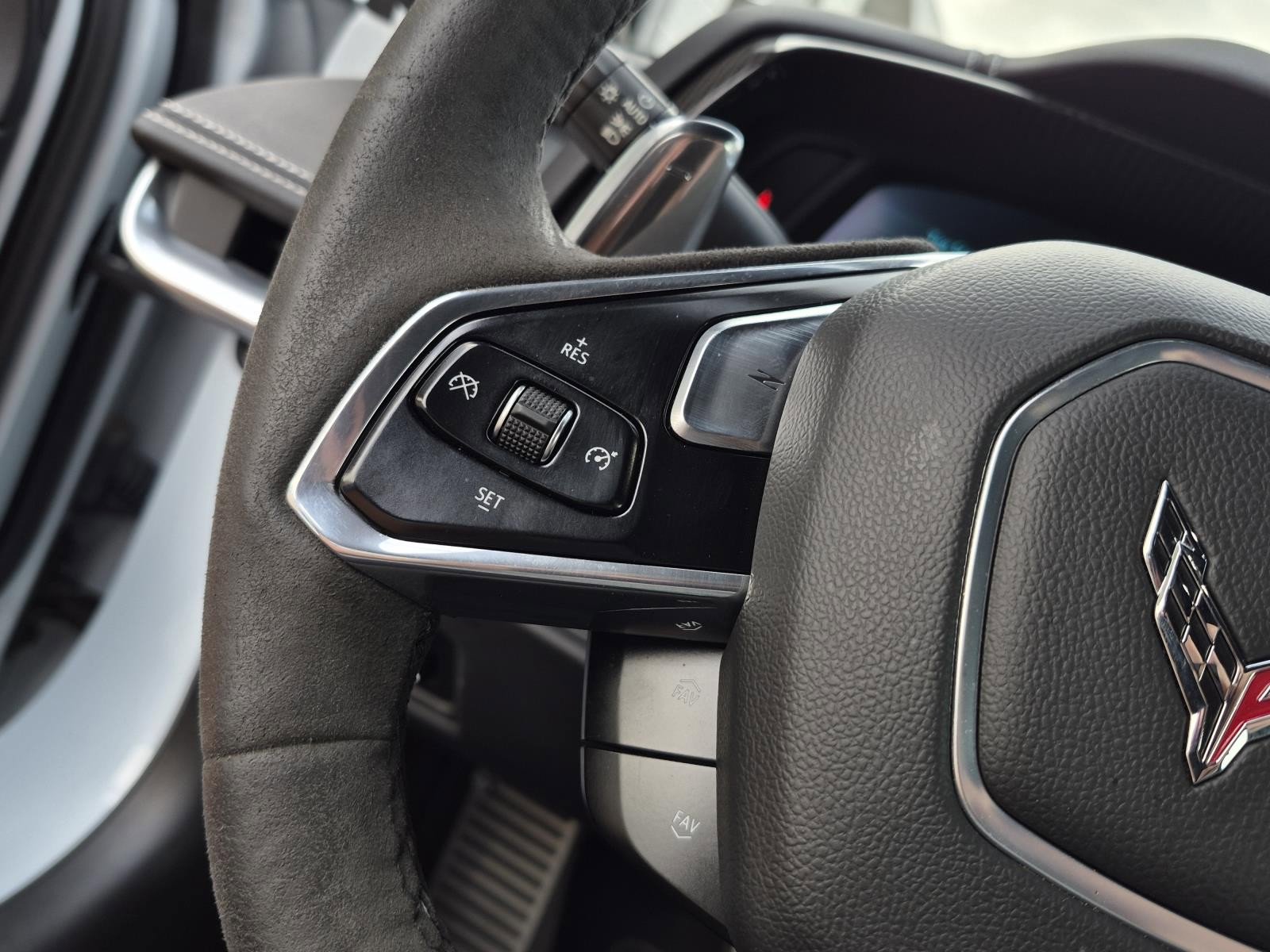 Certified 2021 Chevrolet Corvette Stingray Preferred Cpe w/ Z51 Performance Package image 19