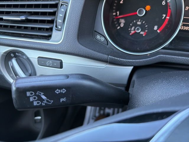 Used 2016 Volkswagen Passat 1.8T S image 20