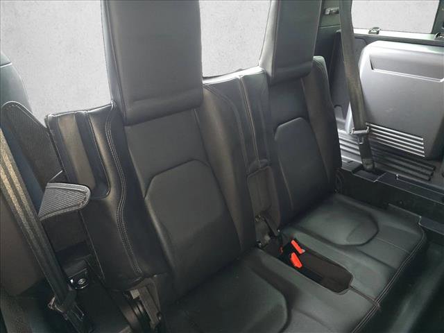 Certified 2022 Land Rover Defender 110 X-Dynamic SE image 13