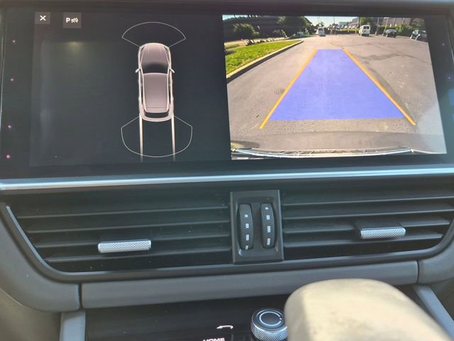 Used 2019 Porsche Cayenne AWD/4WD image 15