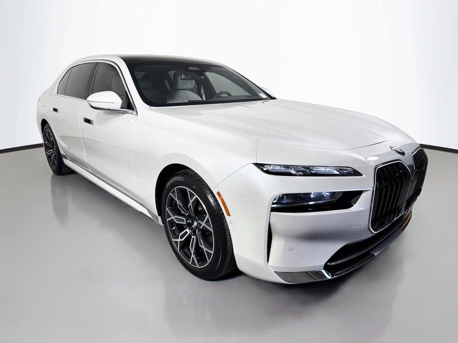 New 2026 BMW i7 eDrive50 w/ Executive Package RWD image 3