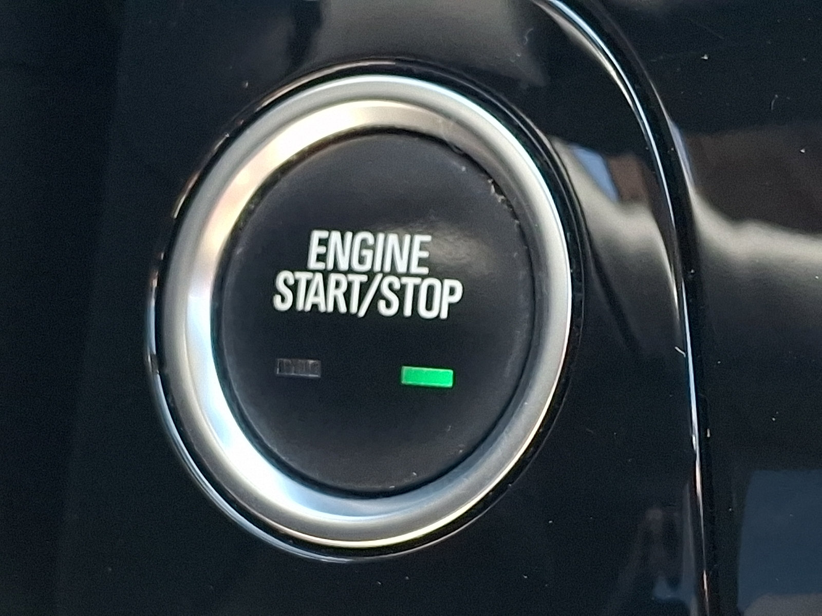 Used 2017 Buick Encore Essence FWD image 26