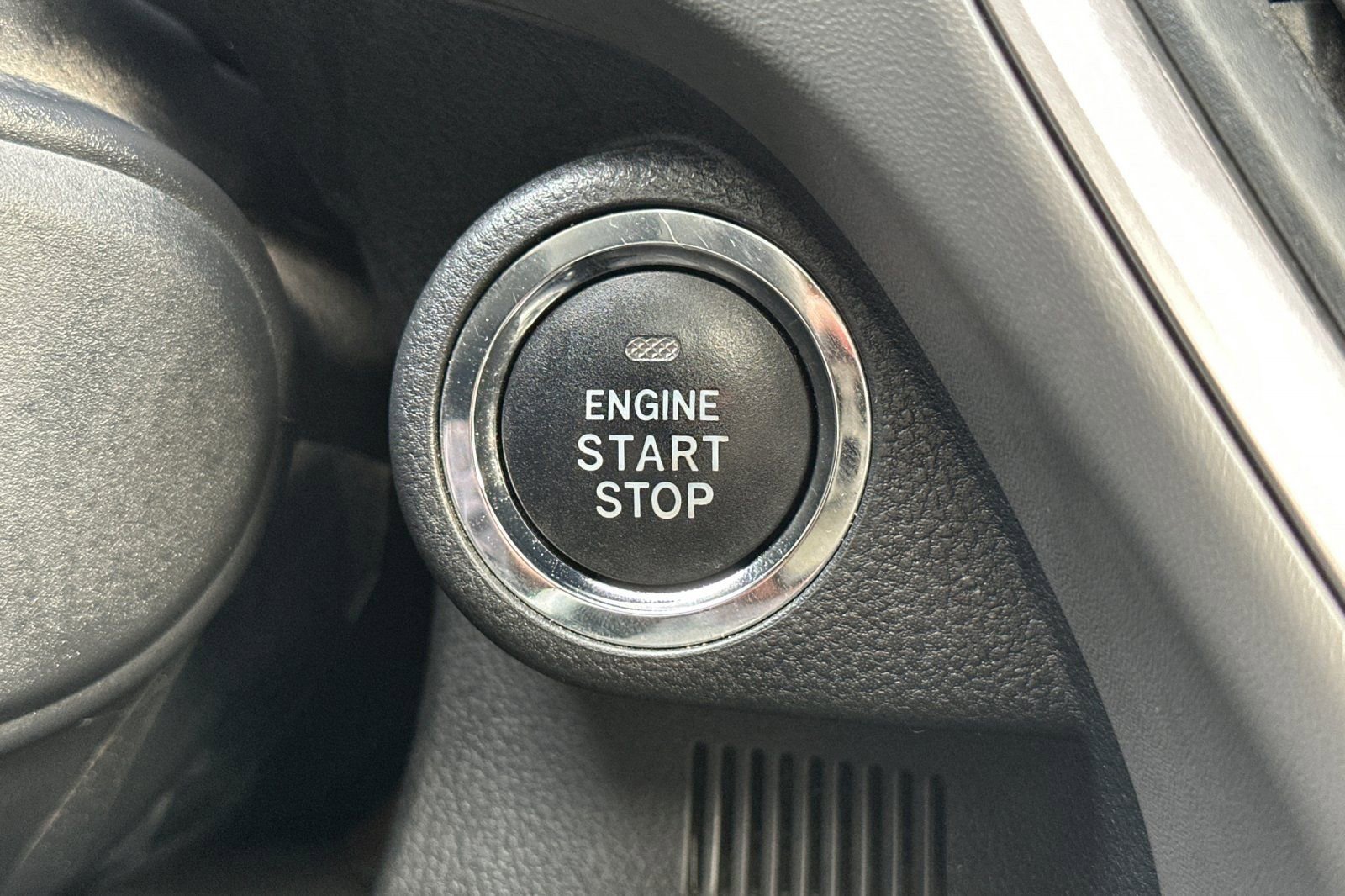 Used 2024 Subaru Crosstrek 2.0i Premium AWD/4WD image 26