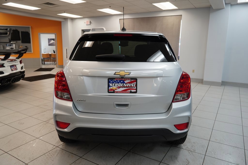 Used 2021 Chevrolet Trax LS w/ Tint and Cruise Package image 8