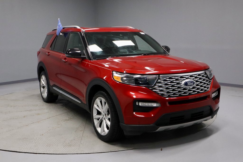 Certified 2022 Ford Explorer Platinum w/ Technology Package