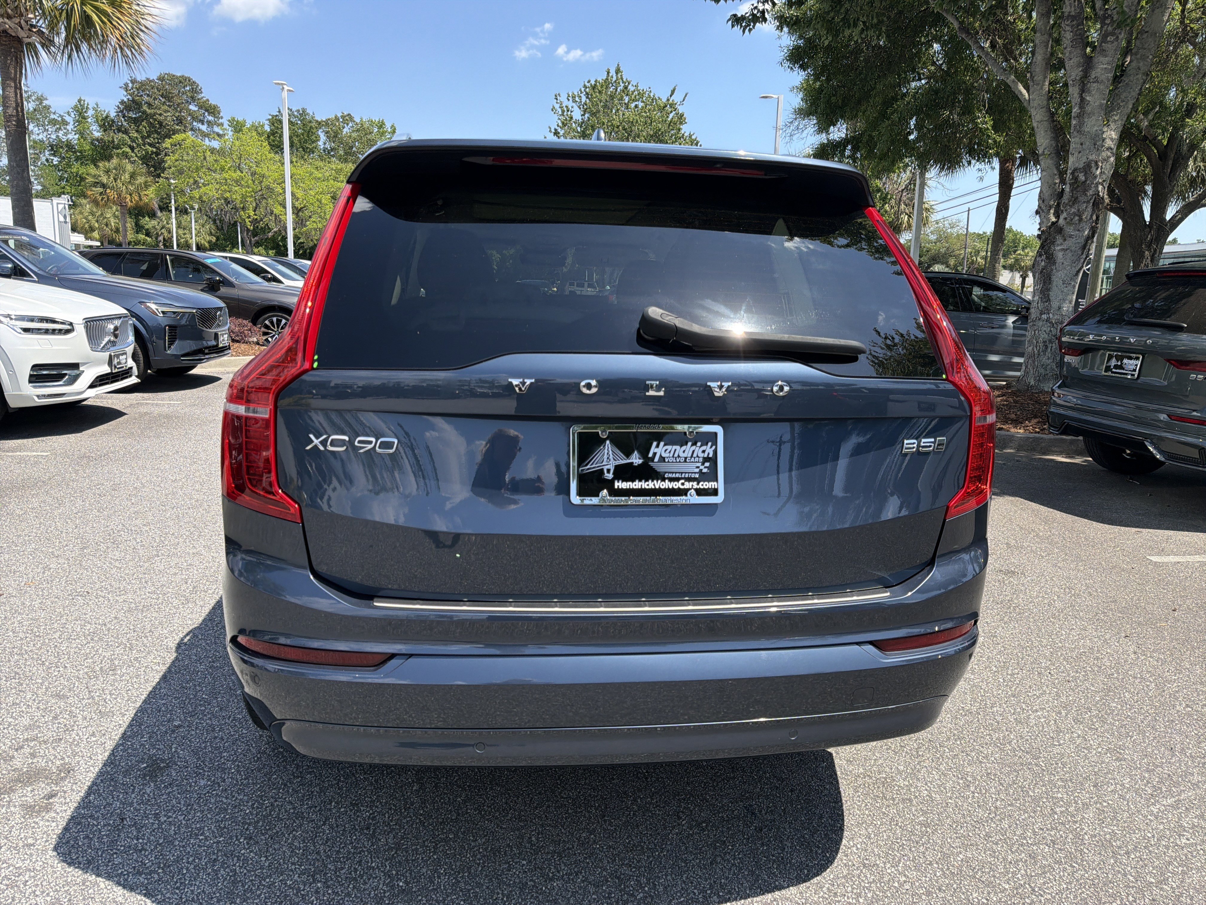 Certified 2023 Volvo XC90 B5 Core w/ Protection Package Premier AWD/4WD image 46