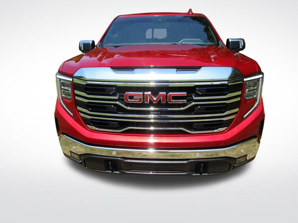 Used 2024 GMC Sierra 1500 SLT w/ SLT Premium Plus Package AWD/4WD image 4
