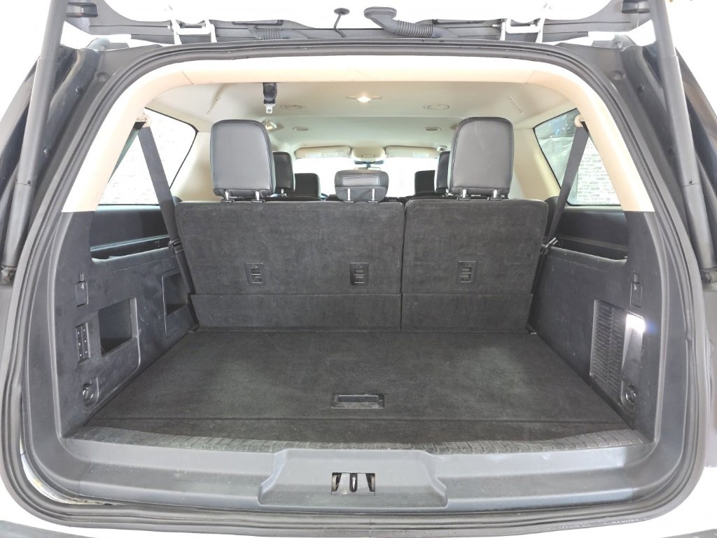 Used 2023 Ford Expedition Max XLT image 13