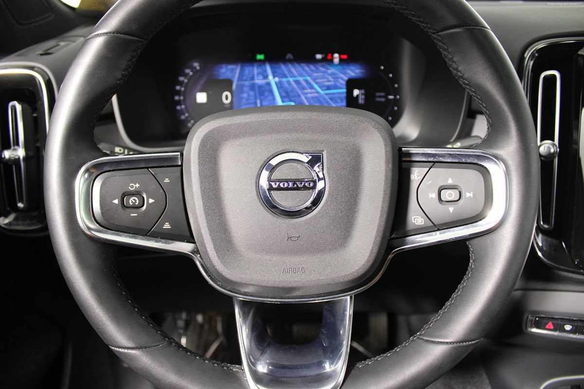 Used 2023 Volvo C40 P8 Recharge Ultimate AWD/4WD image 18