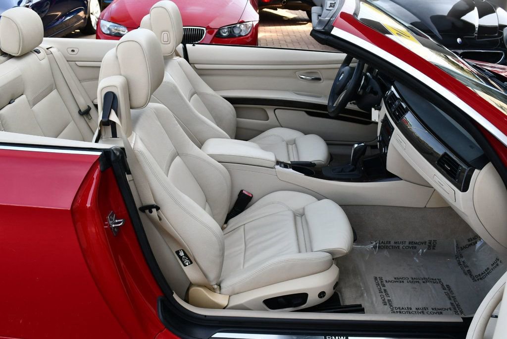 Used 2011 BMW 328i Convertible image 61