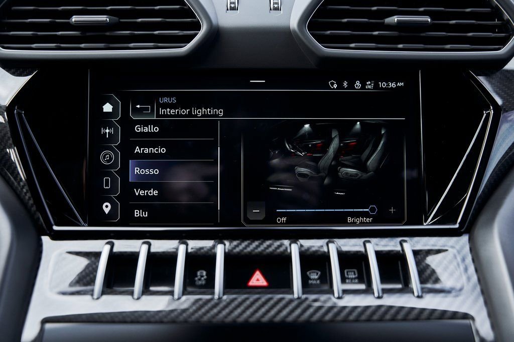 Used 2024 Lamborghini Urus Performante image 89