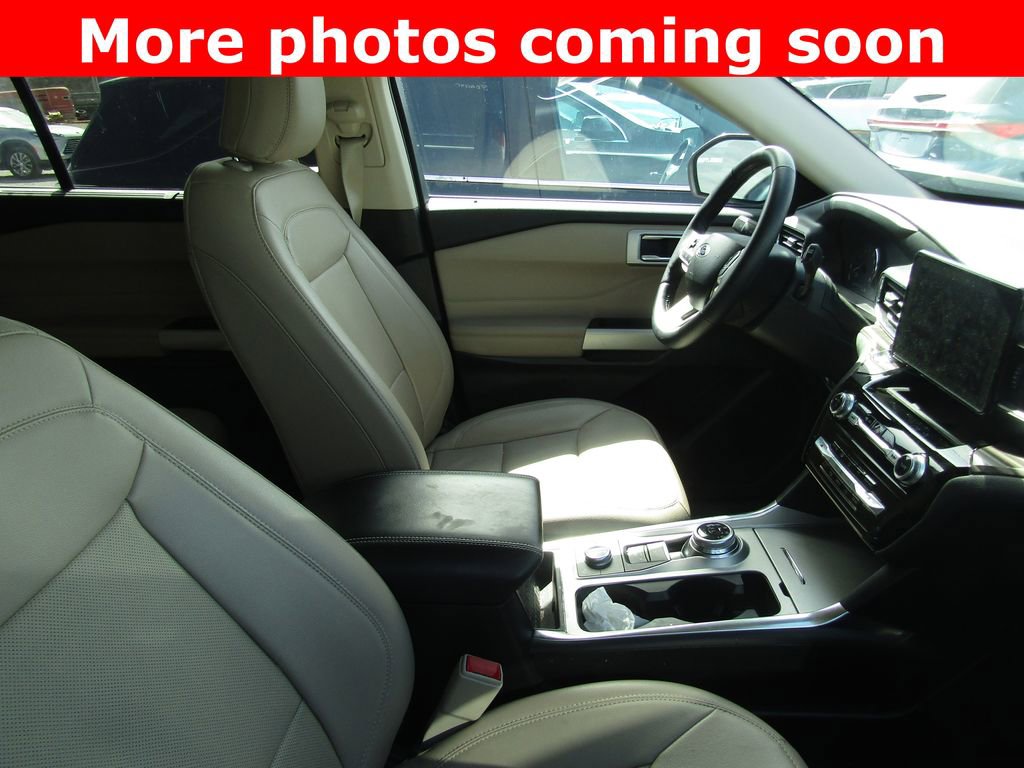 Used 2024 Ford Explorer Limited w/ Equipment Group 301A image 11