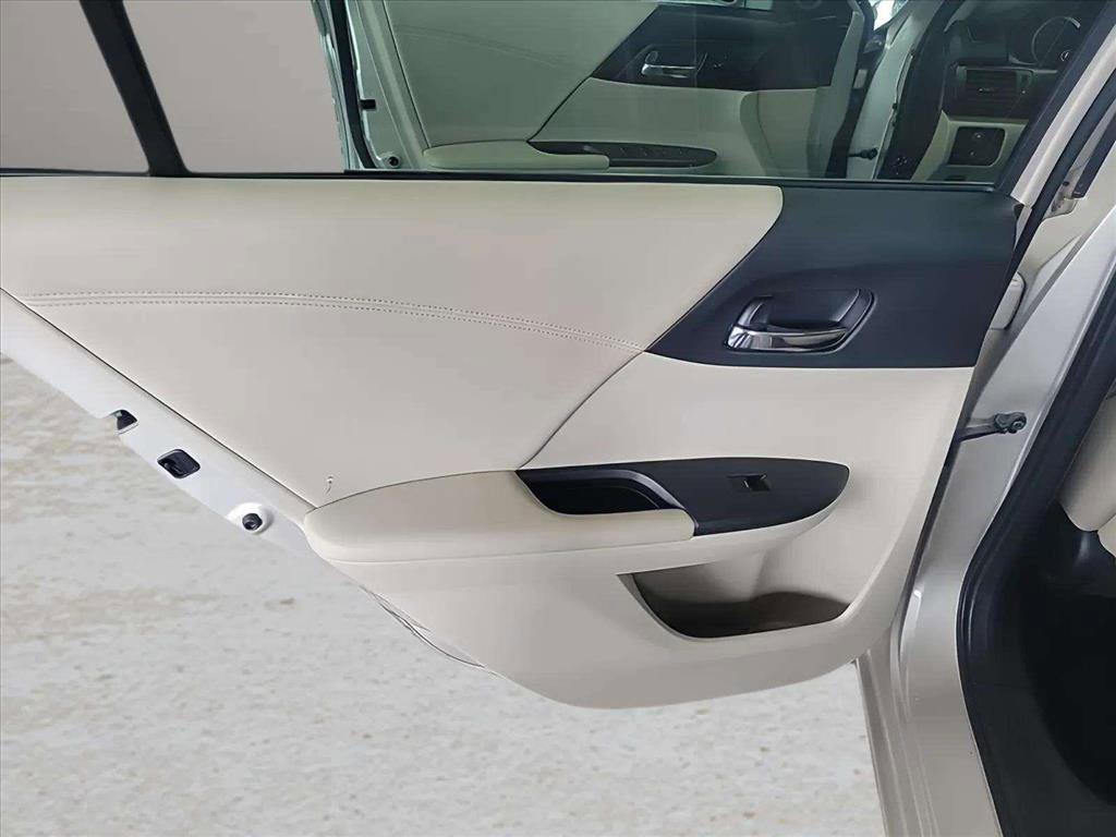 Used 2013 Honda Accord EX-L image 20