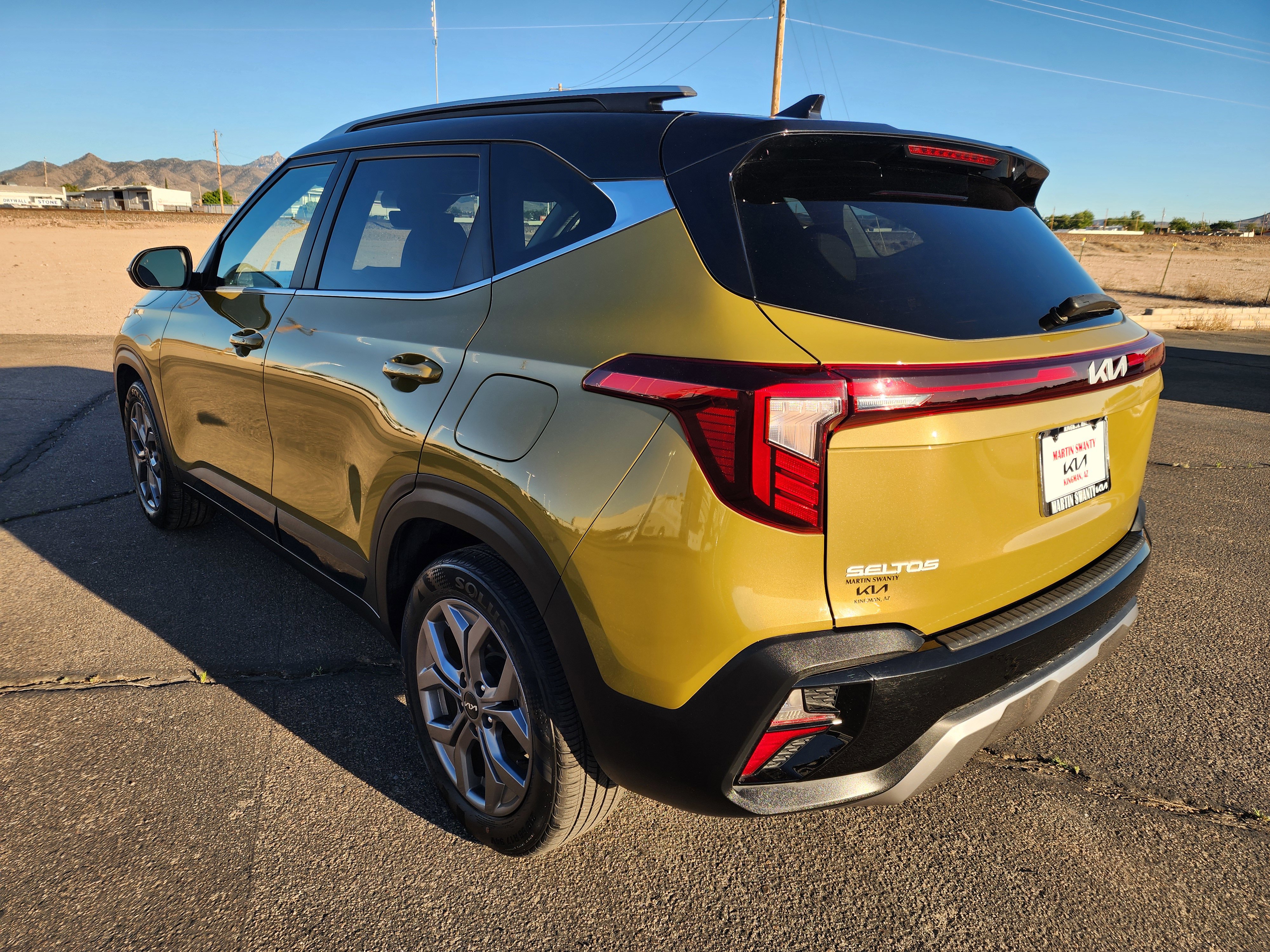 Used 2024 Kia Seltos S FWD image 6