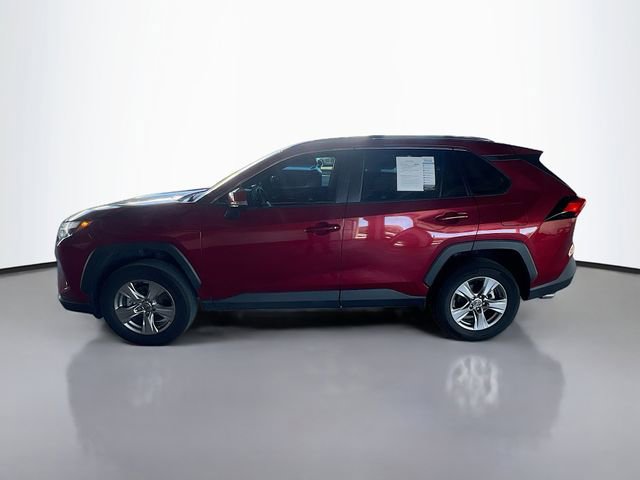 Used 2022 Toyota RAV4 XLE image 4