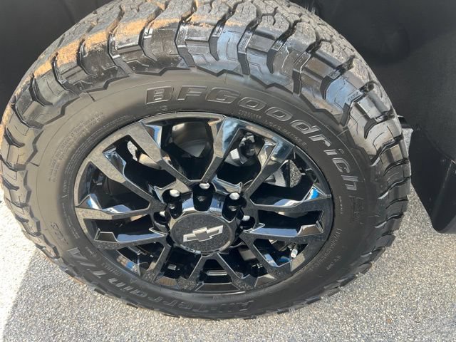Used 2026 Chevrolet Silverado 2500 LTZ w/ Trail Boss Package AWD/4WD image 8