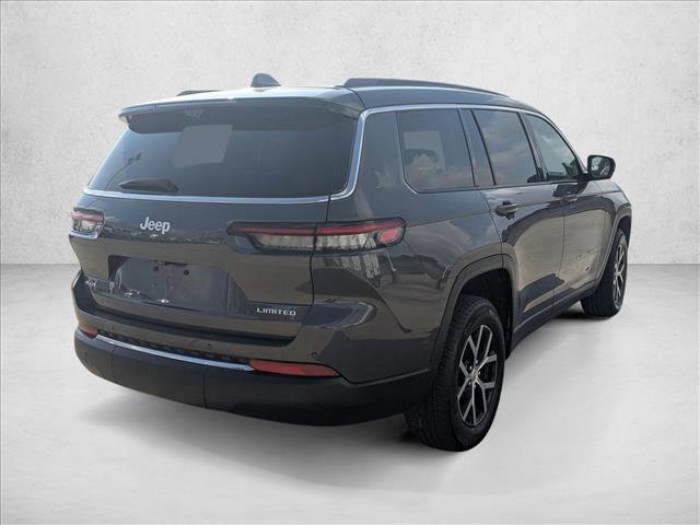 Used 2024 Jeep Grand Cherokee L Limited w/ Luxury Tech Group II image 5
