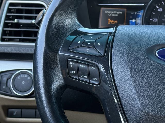 Used 2017 Ford Explorer XLT w/ Equipment Group 202A image 13