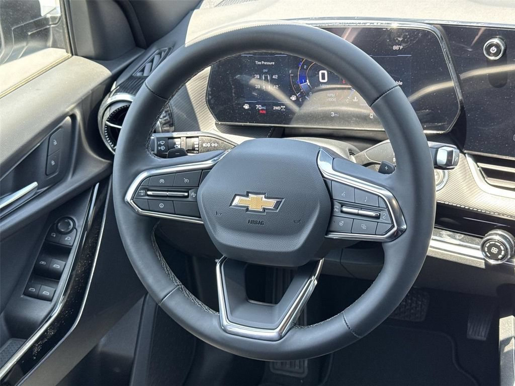 New 2026 Chevrolet Equinox LT w/ Safety and Technology Package AWD/4WD image 10