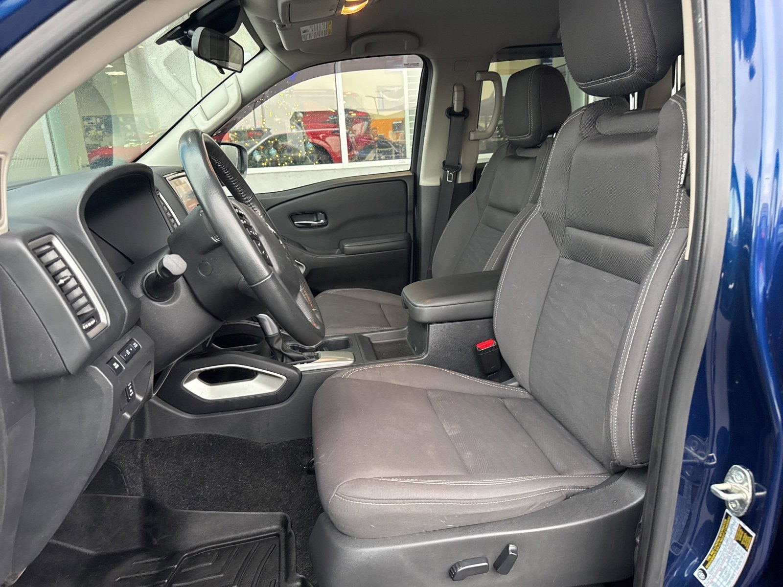 Used 2022 Nissan Frontier SV image 19