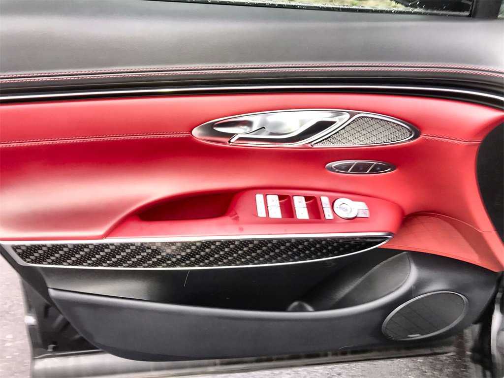 Used 2025 Genesis GV70 3.5T Sport w/ Sport Prestige Package image 13