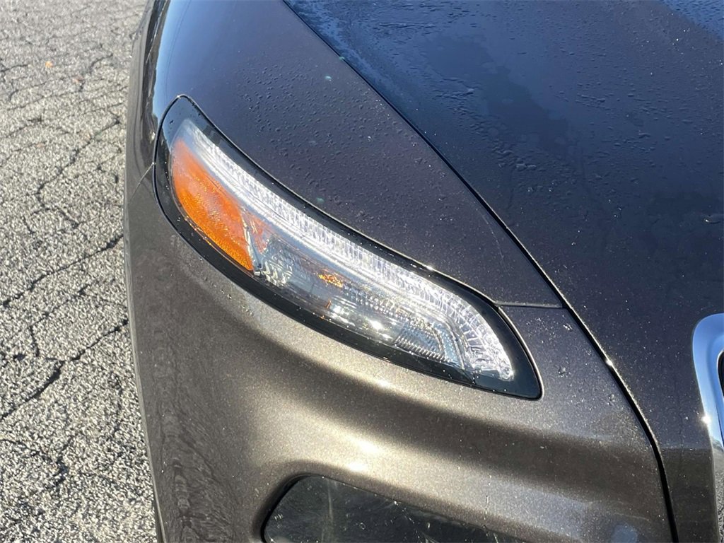 Used 2014 Jeep Cherokee Limited image 9