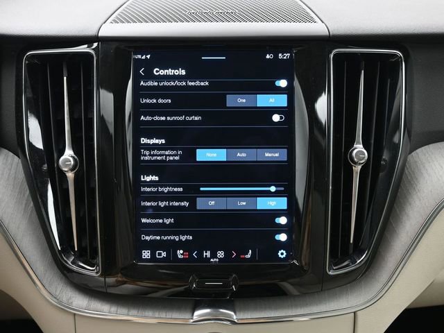 Used 2023 Volvo XC60 B5 Plus w/ Climate Package image 18